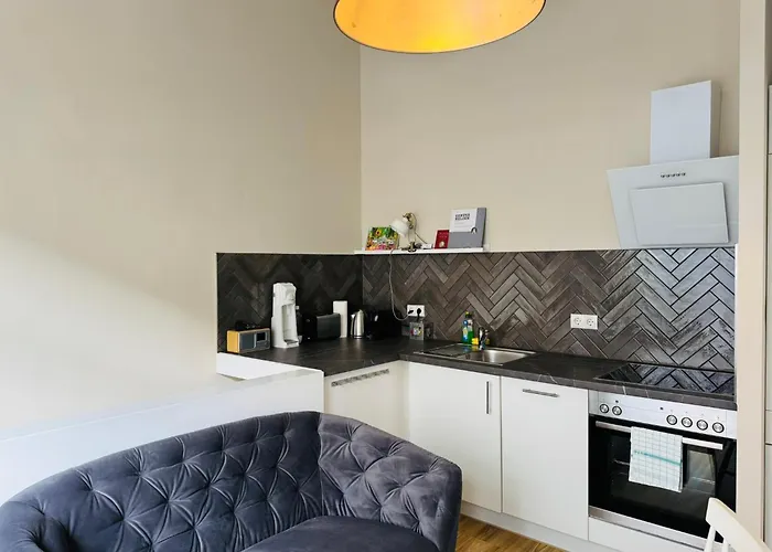 Urban - "backbord" & "steuerbord Mit Sauna" * Hamborg